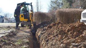 Монтират над 160 нови осветителни тела в западната част на ЖК "Орел" в Разград