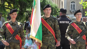 Русе почита българските воини и отбелязва своя празник