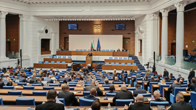 ВИДЕО: Парламентът прие на първо четене редица промени в Закона за движение по пътищата