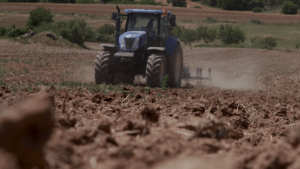 ВИДЕО: Над 10 000 фермери ще се опитат да спрат сделката между ЕС и Южна Африка