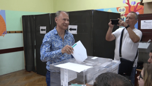 Основните кандидати за народни представители от Русе упражниха правото си на глас