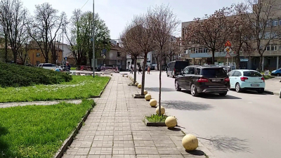 ВИДЕО: Изкопни работи временно ограничават движението по участък от улица в Търговище