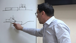 Фирмата, произвела паветата за кръстовището на халите в Русе: Основата поддава